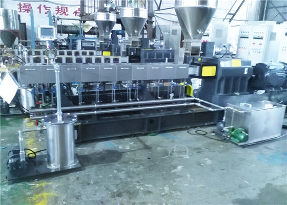 China Torque alto 400kg/hr da extrusora plástica gêmea do parafuso, máquina da extrusão do filme plástico fornecedor