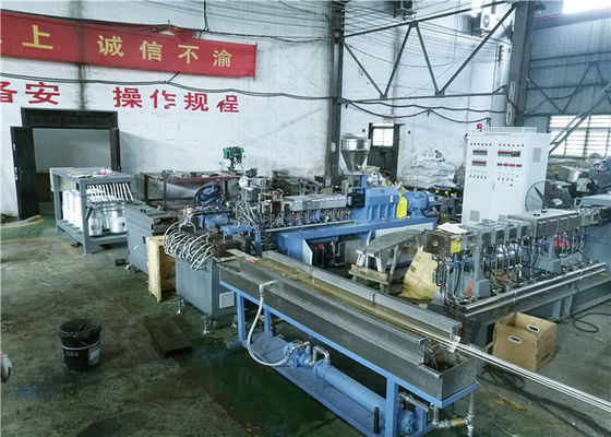 China 90kw juntam a linha operação fácil Output 80-100kg/hr da extrusão do parafuso LFRT fornecedor